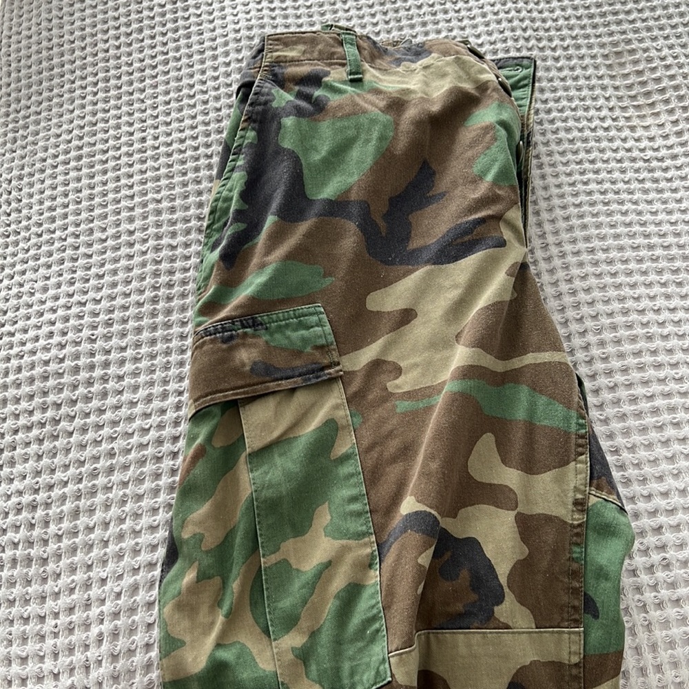 Cargos - Picture 4 of 4